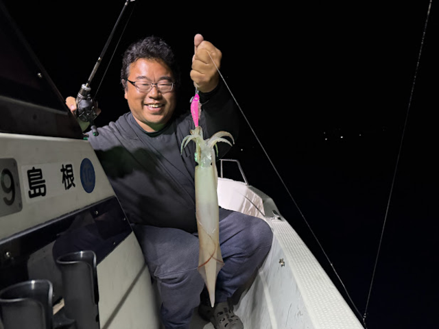 釣り部の部活動で白イカ釣り R7.6.8